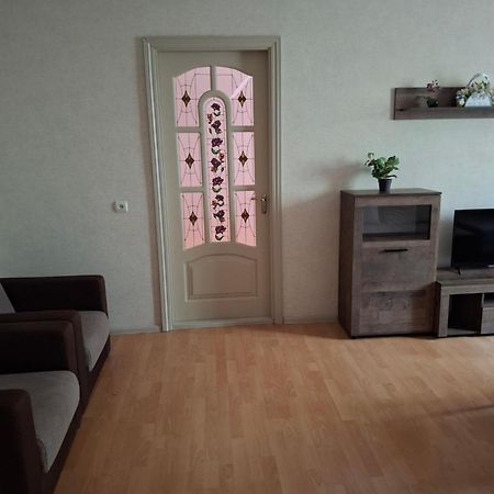 Appartement 4 Площа Гагаріна à Vinnytsia Extérieur photo