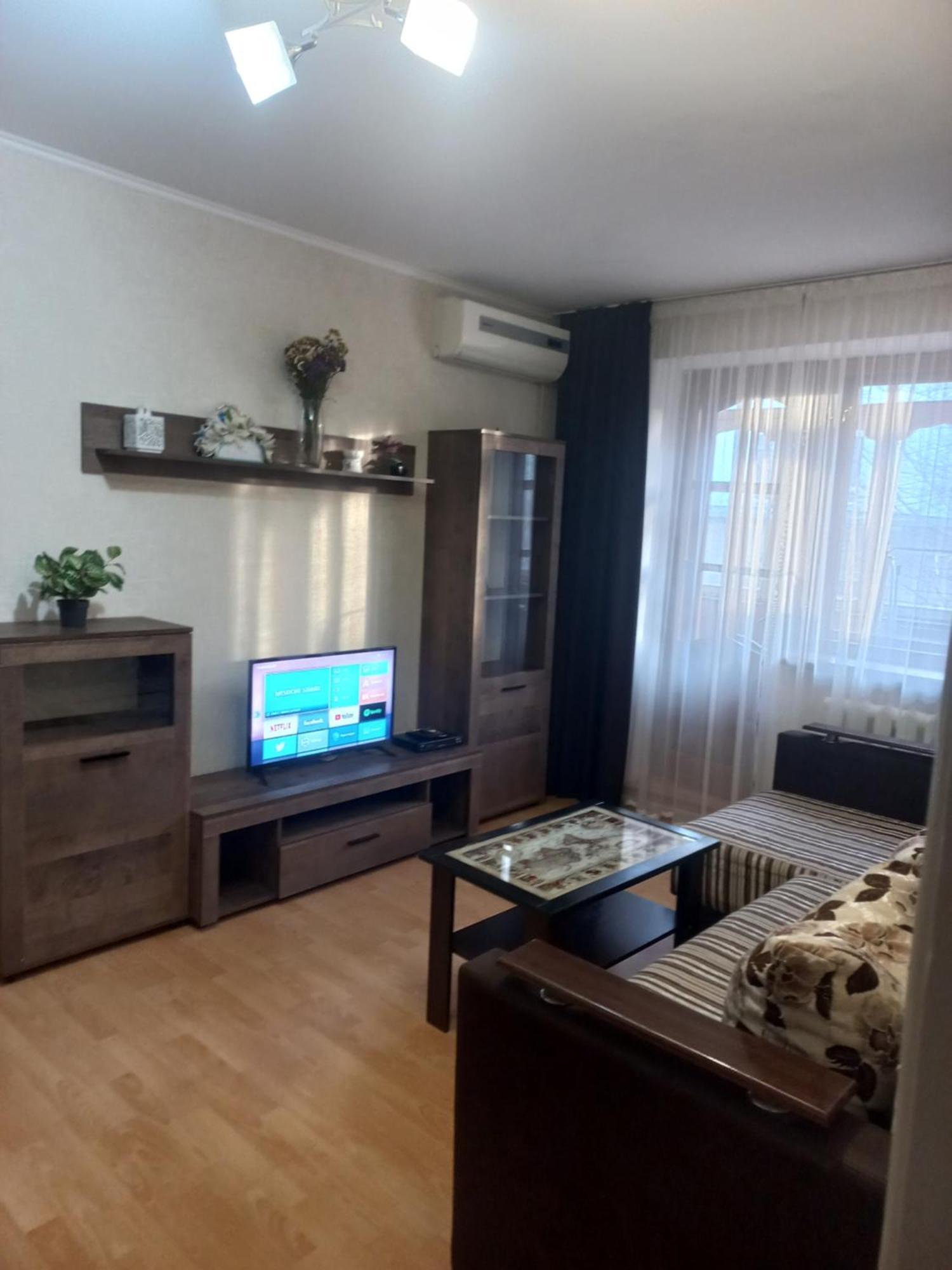 Appartement 4 Площа Гагаріна à Vinnytsia Extérieur photo