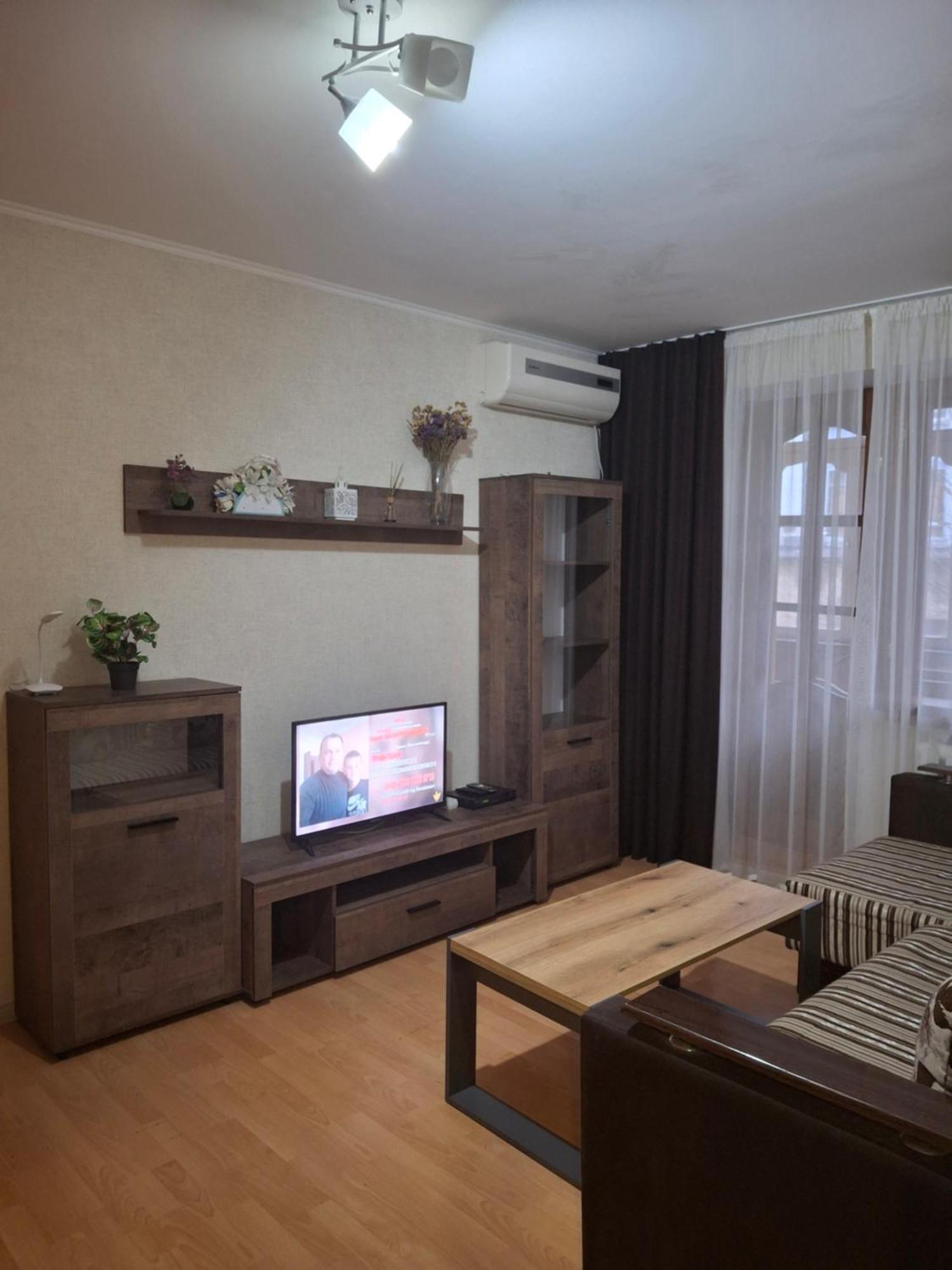 Appartement 4 Площа Гагаріна à Vinnytsia Extérieur photo