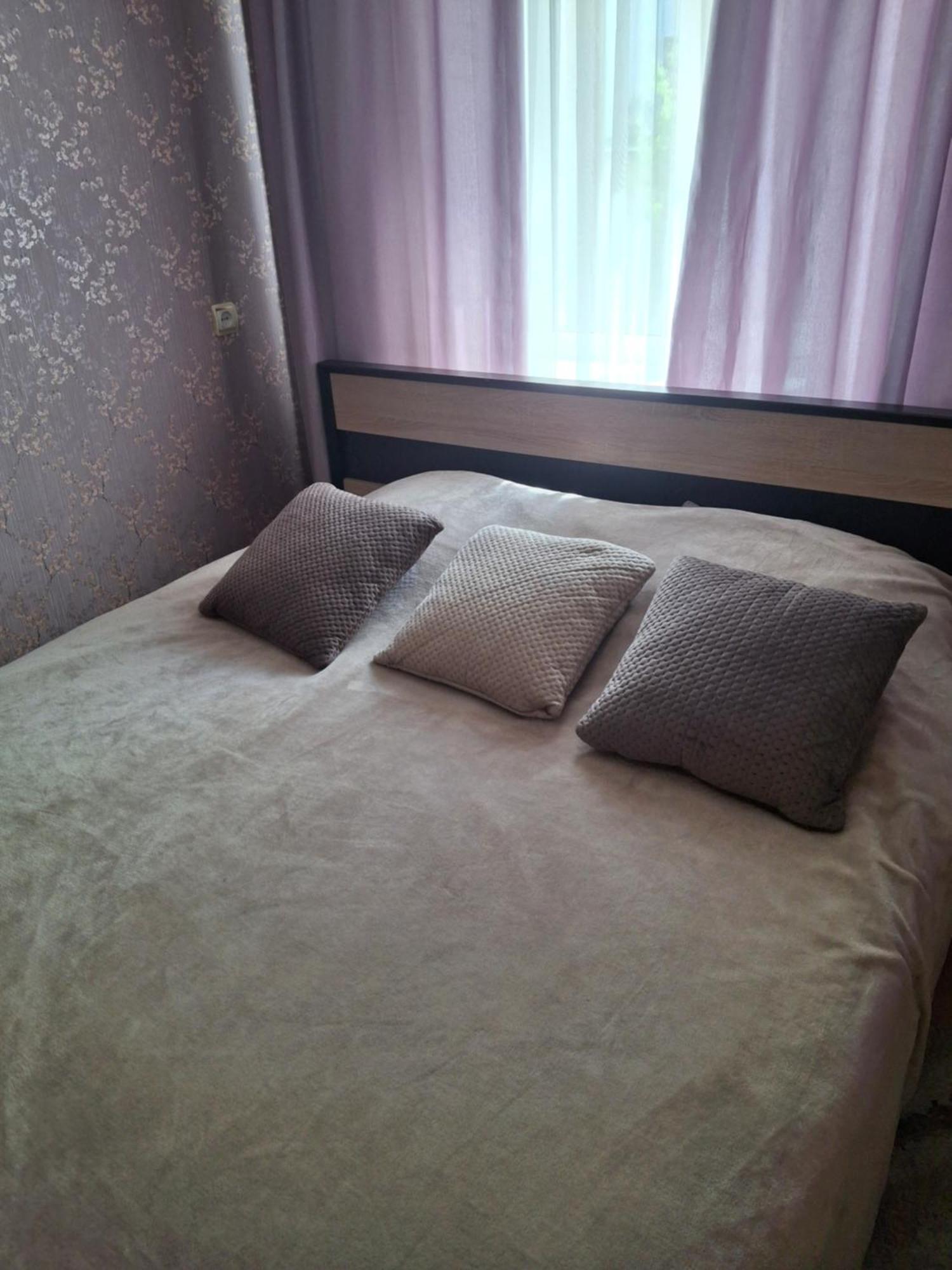 Appartement 4 Площа Гагаріна à Vinnytsia Extérieur photo